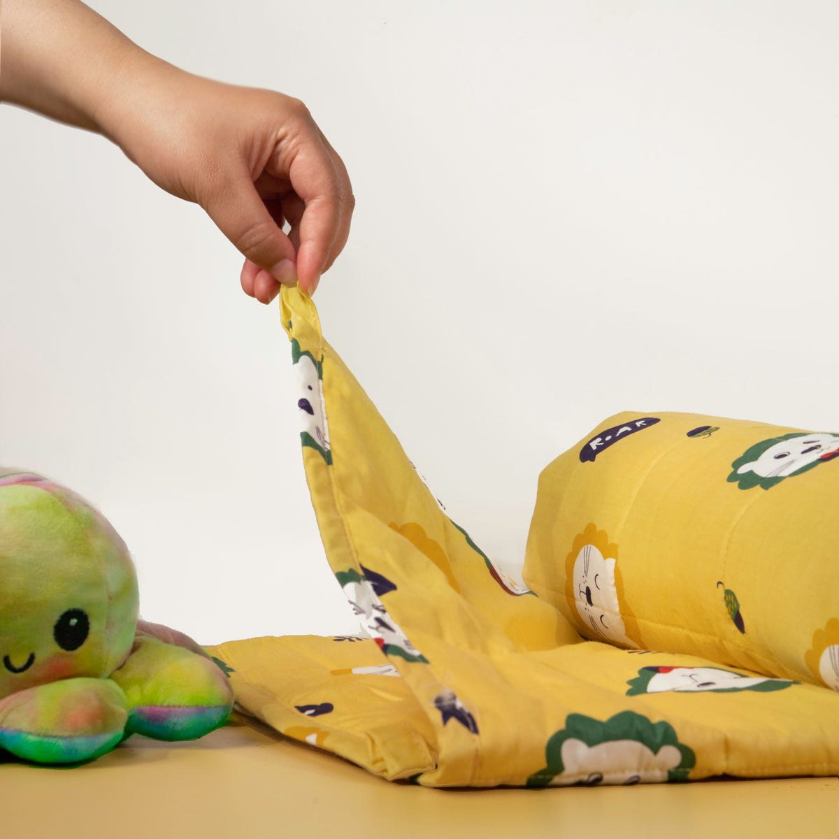 Weighted Children's Blanket Lion Pattern Blankease